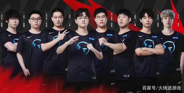 的眼神中看 的眼神中看